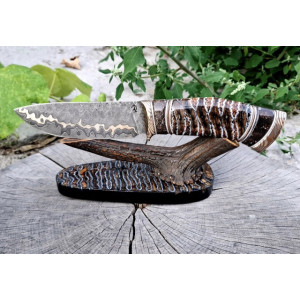 ВАРЯГ ІІІ ніж ручної роботи, клинок з високовуглецевої австрійської сталі s390 і cpm121rex в ламінаті з нержавіючого дамаску через макуме-гане, 64 HRC. Photo 3